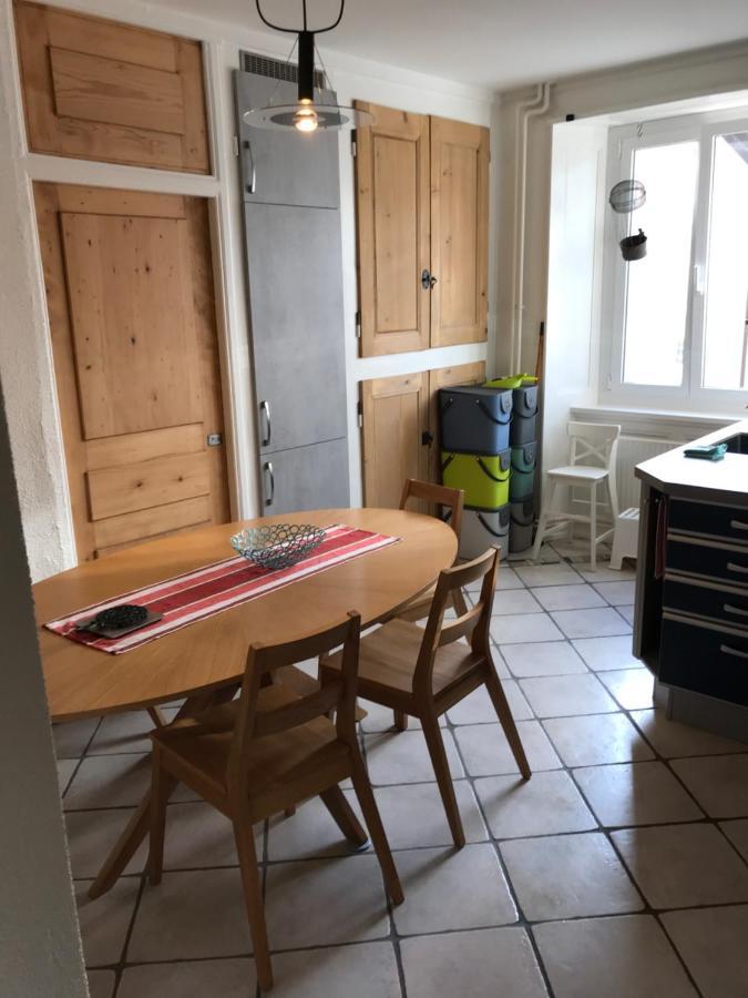 Appartement 1Bijou La Chaux De Fonds Exteriör bild