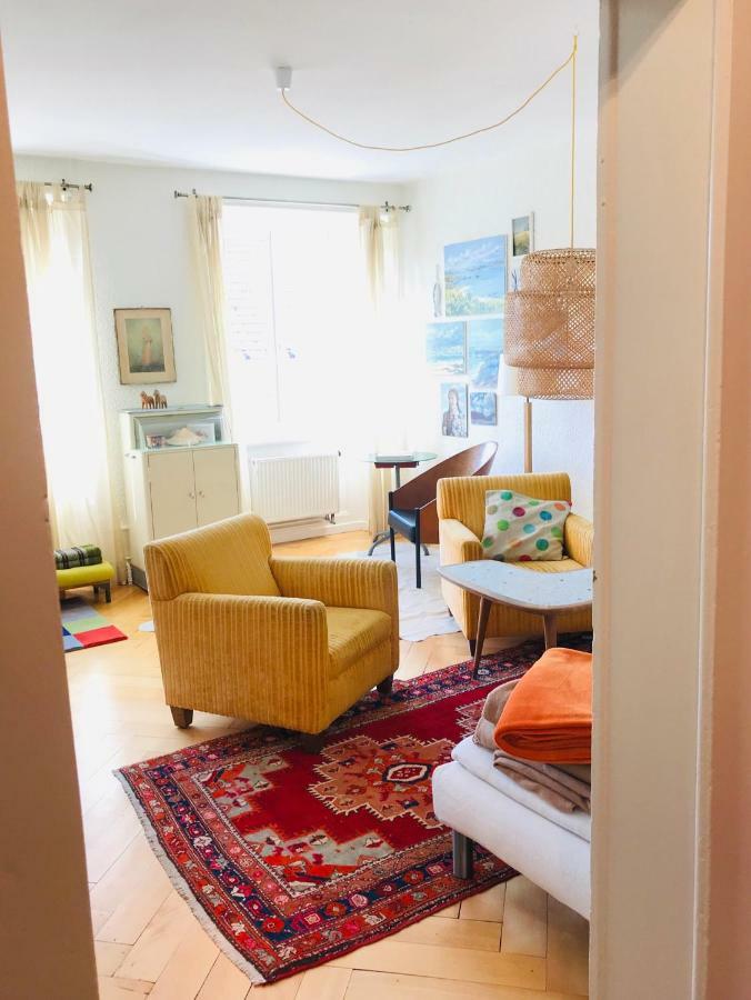 Appartement 1Bijou La Chaux De Fonds Exteriör bild